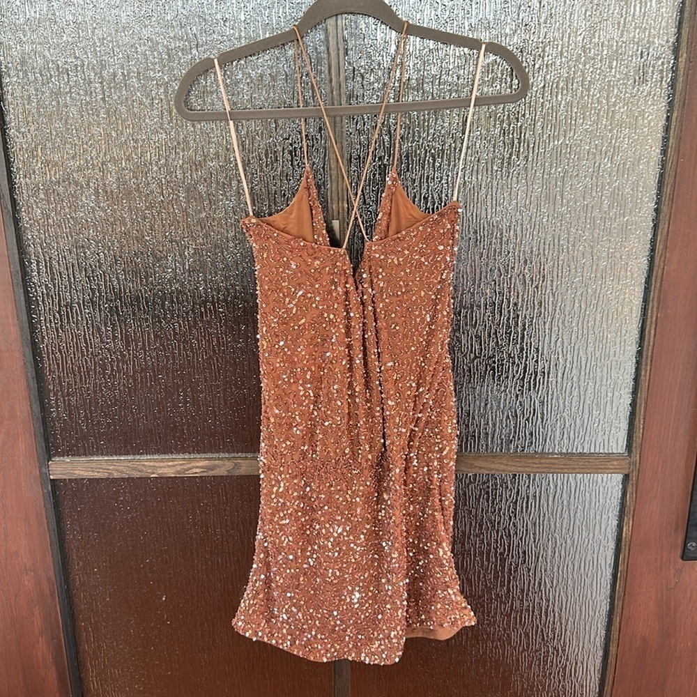 Retrofête Mich Mini Dress in size Medium NWT Event dress. - Picture 8 of 9